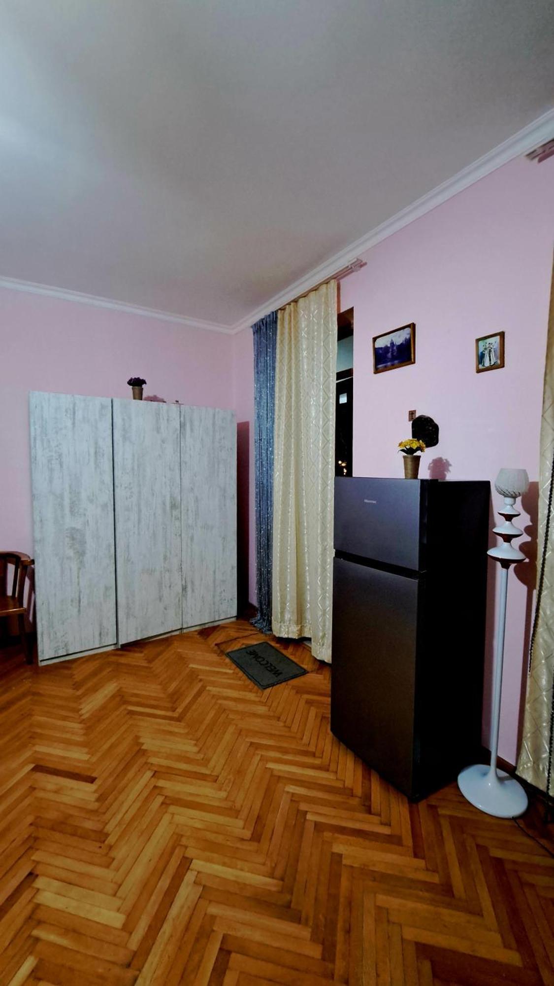 Beautiful Apartment In Old Tbilisi Rum bild